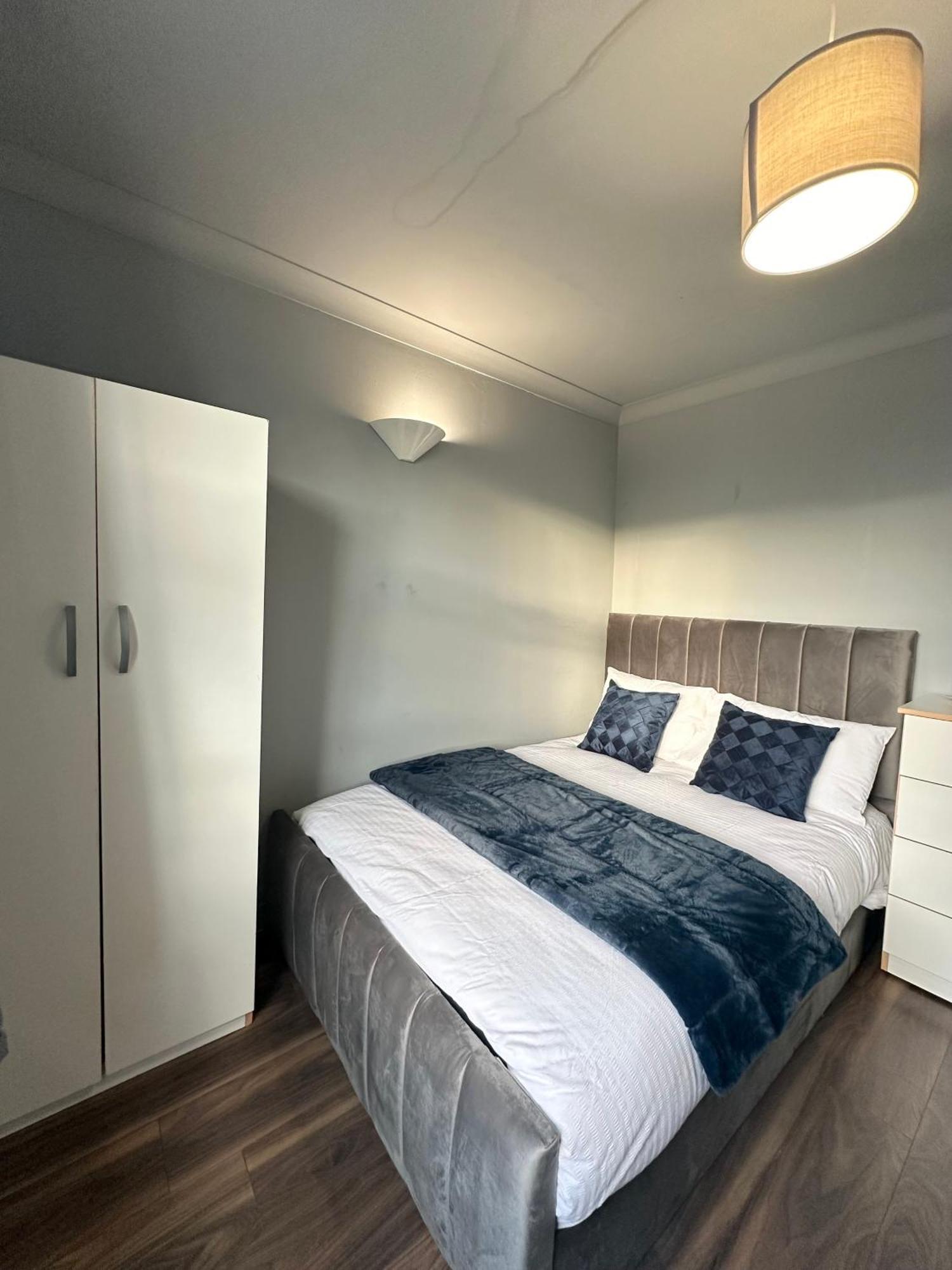 Luxury Room In A 4 Bedroom Flat! 4 Minutes Walk To Kingscross, St Pancras Λονδίνο Εξωτερικό φωτογραφία