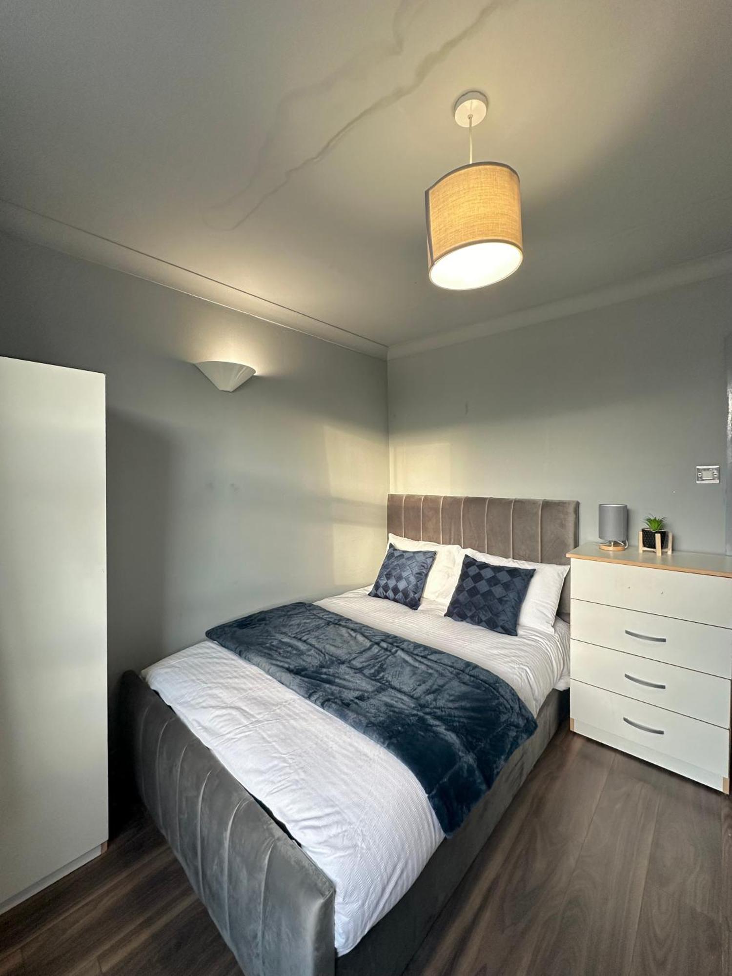 Luxury Room In A 4 Bedroom Flat! 4 Minutes Walk To Kingscross, St Pancras Λονδίνο Εξωτερικό φωτογραφία