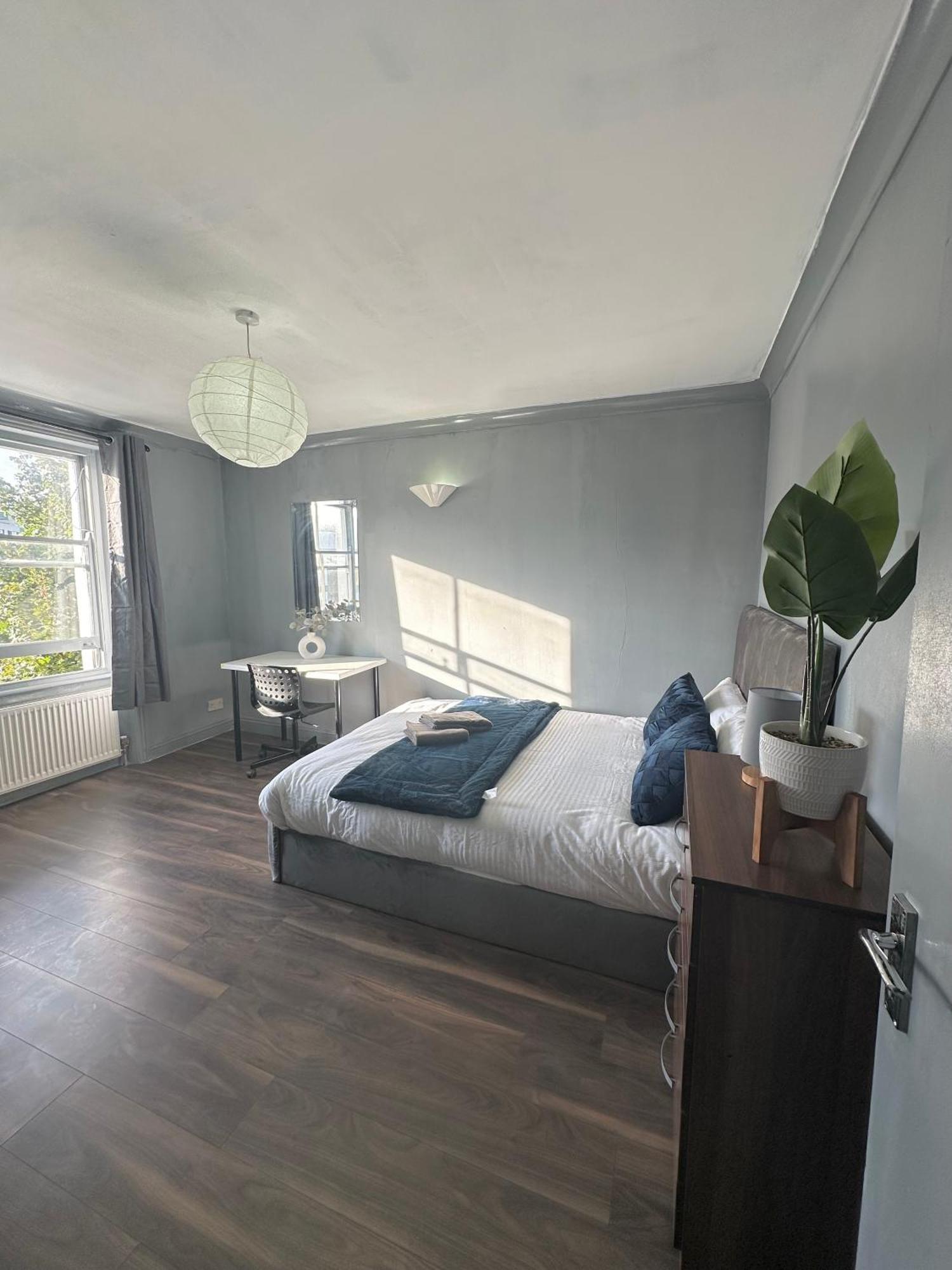 Luxury Room In A 4 Bedroom Flat! 4 Minutes Walk To Kingscross, St Pancras Λονδίνο Εξωτερικό φωτογραφία