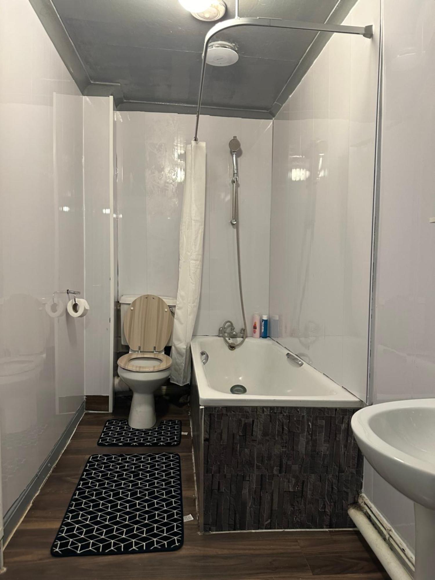 Luxury Room In A 4 Bedroom Flat! 4 Minutes Walk To Kingscross, St Pancras Λονδίνο Εξωτερικό φωτογραφία