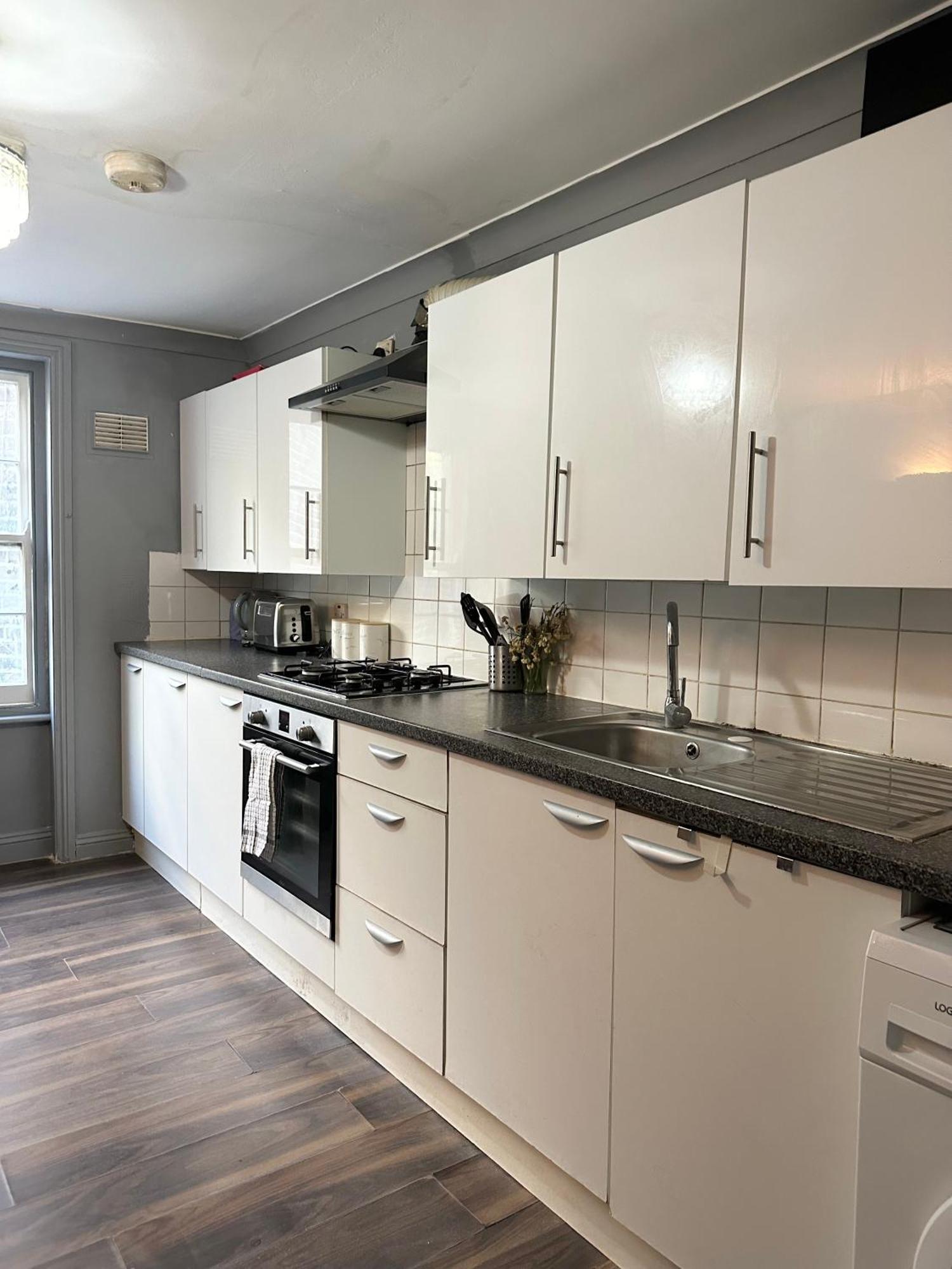 Luxury Room In A 4 Bedroom Flat! 4 Minutes Walk To Kingscross, St Pancras Λονδίνο Εξωτερικό φωτογραφία