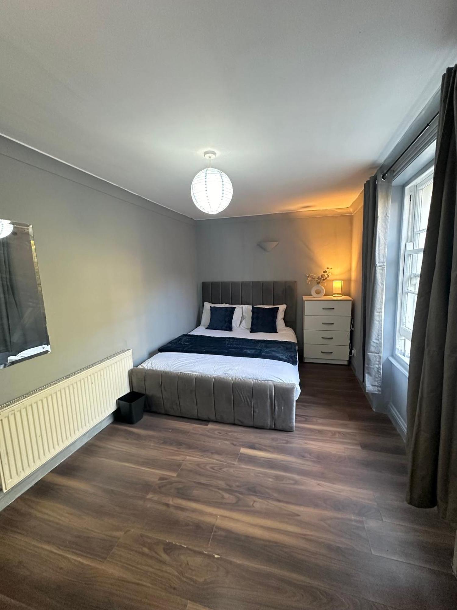 Luxury Room In A 4 Bedroom Flat! 4 Minutes Walk To Kingscross, St Pancras Λονδίνο Εξωτερικό φωτογραφία