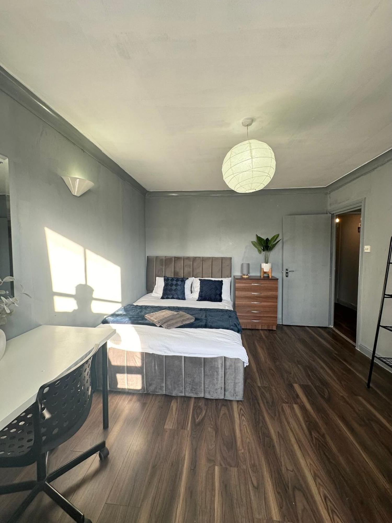 Luxury Room In A 4 Bedroom Flat! 4 Minutes Walk To Kingscross, St Pancras Λονδίνο Εξωτερικό φωτογραφία